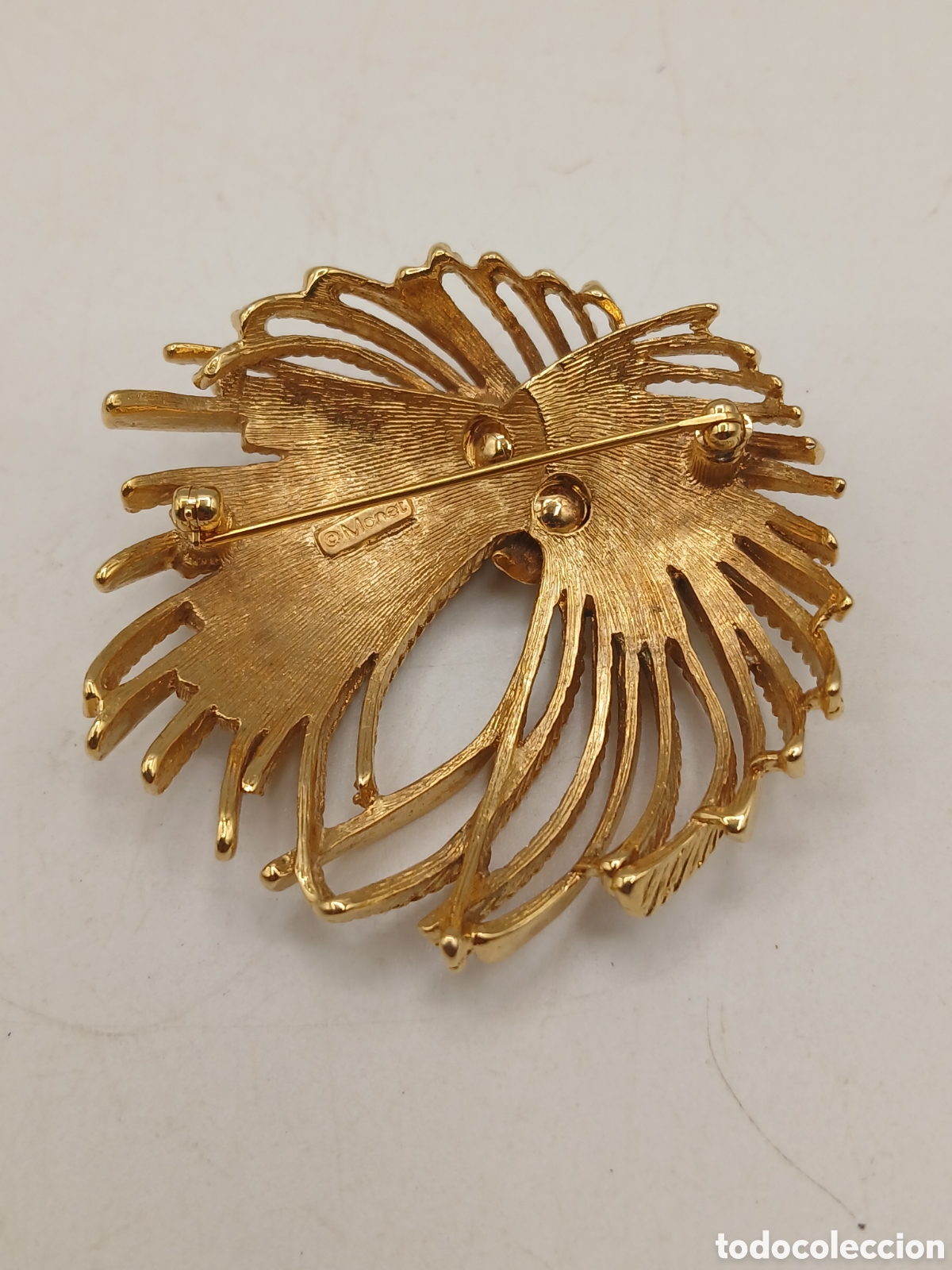 Joyeria: Monet. Broche metal chapado oro - Foto 4