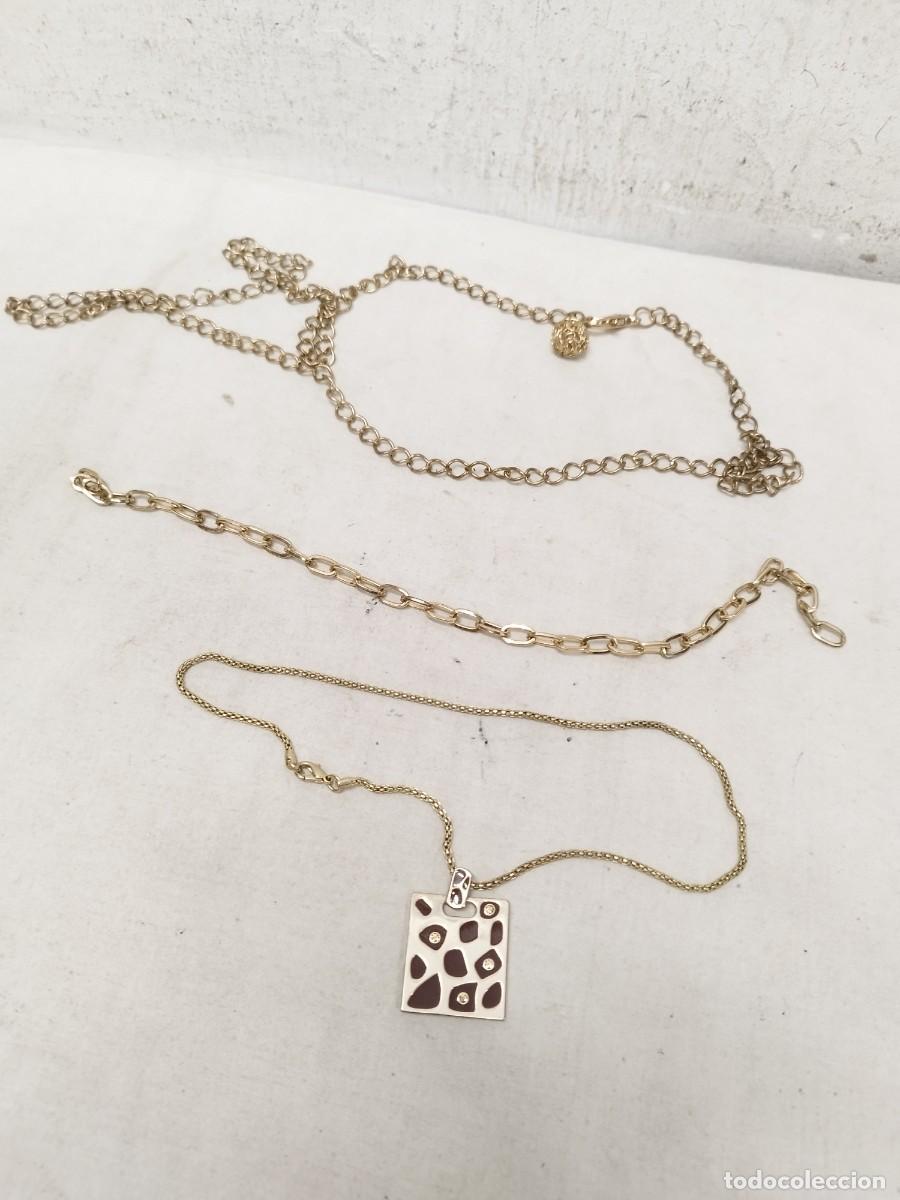 Joyeria: Lote de 3 cadenas y un colgante. De metal a identificar.