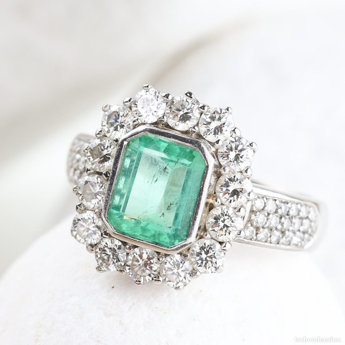 Joyeria: Anillo Roseta de Esmeralda Colombiana y Diamantes en Oro de 18K &ndash; Certificado