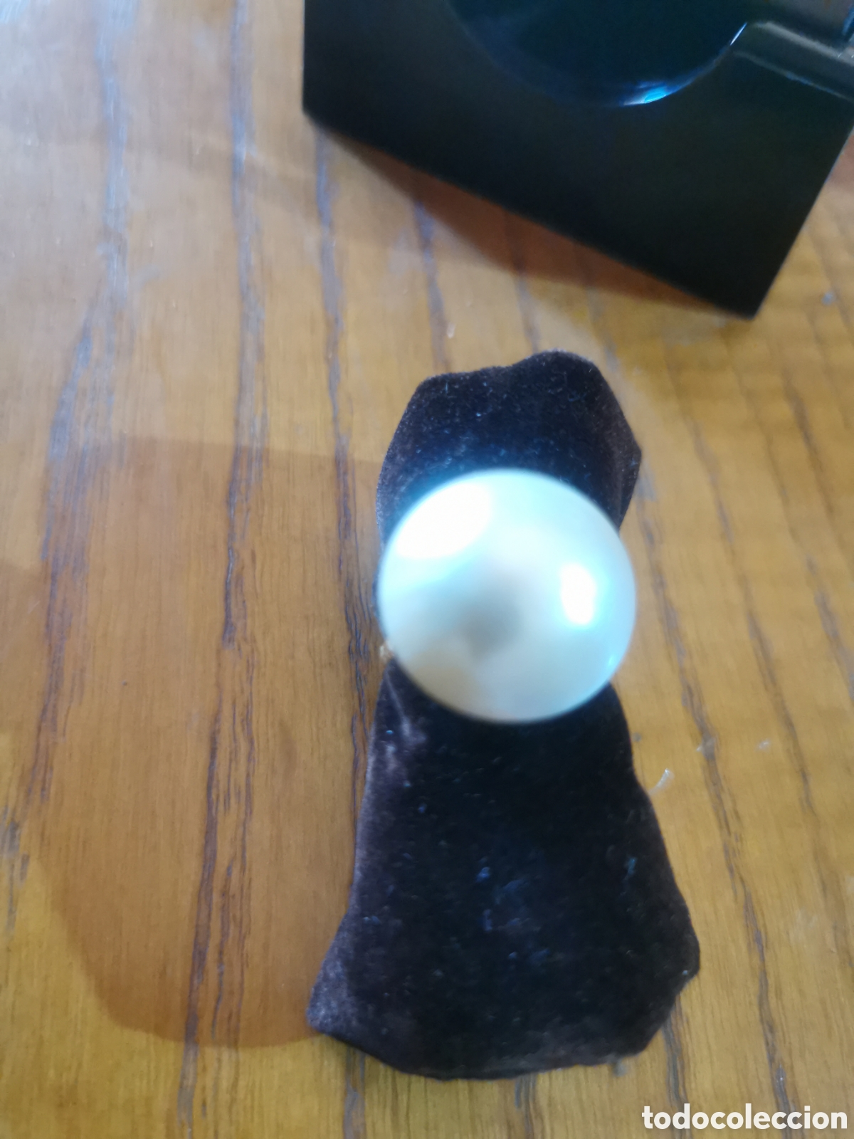 Joyeria: Sortija de oro 18 q con perla cultivada Japonesa 2cm