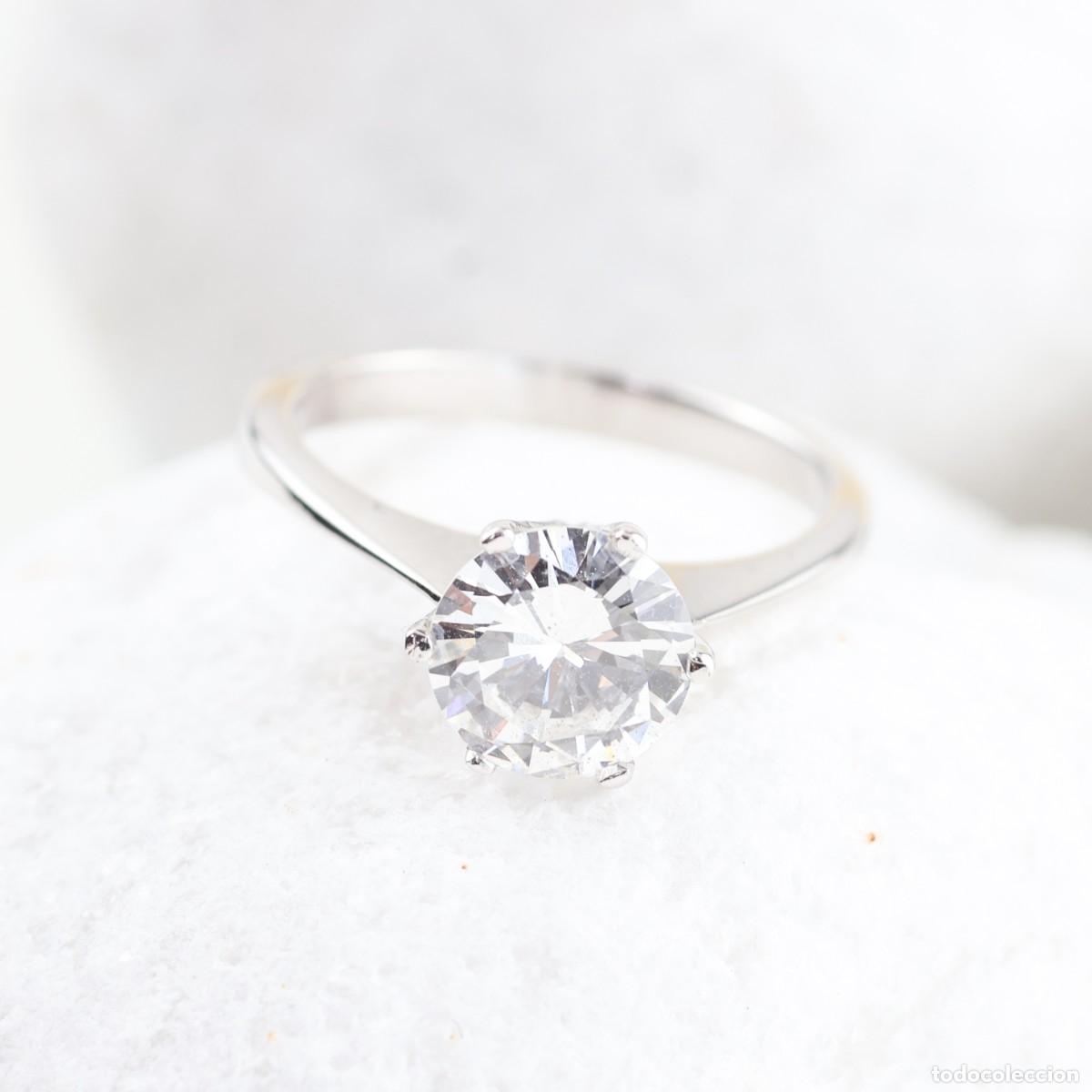 Joyeria: Anillo solitario de oro blanco con diamante natural de 1,84 ct &ndash; Certificado IGE