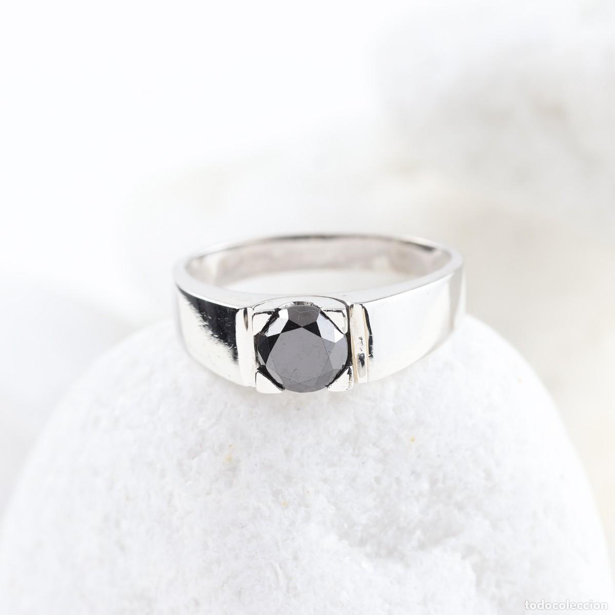 Joyeria: Anillo de oro blanco 18K con diamante negro natural de 1,68 ct &ndash; Certificado IGE
