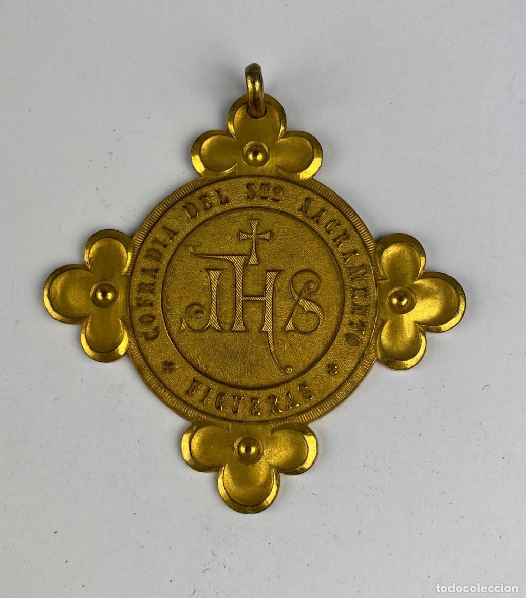 Joyeria: Medalla de la Cofradia del Smo Sacramento Figueras