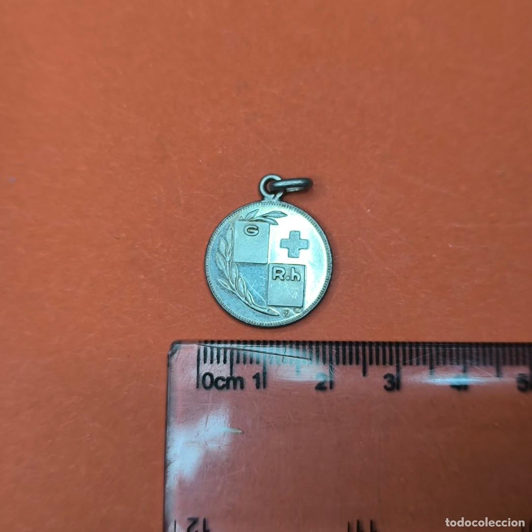 Joyeria: 001506COM-medalla alerta medica plata 1,9 cm (escorpio)