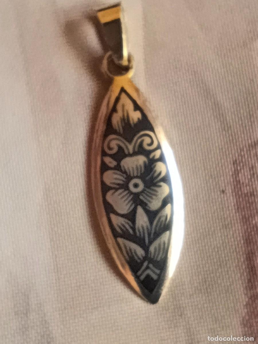 Joyeria: Colgante de plata de 1 Ley chapada en oro con niel 'Severnaya Chern' Rusia 1995