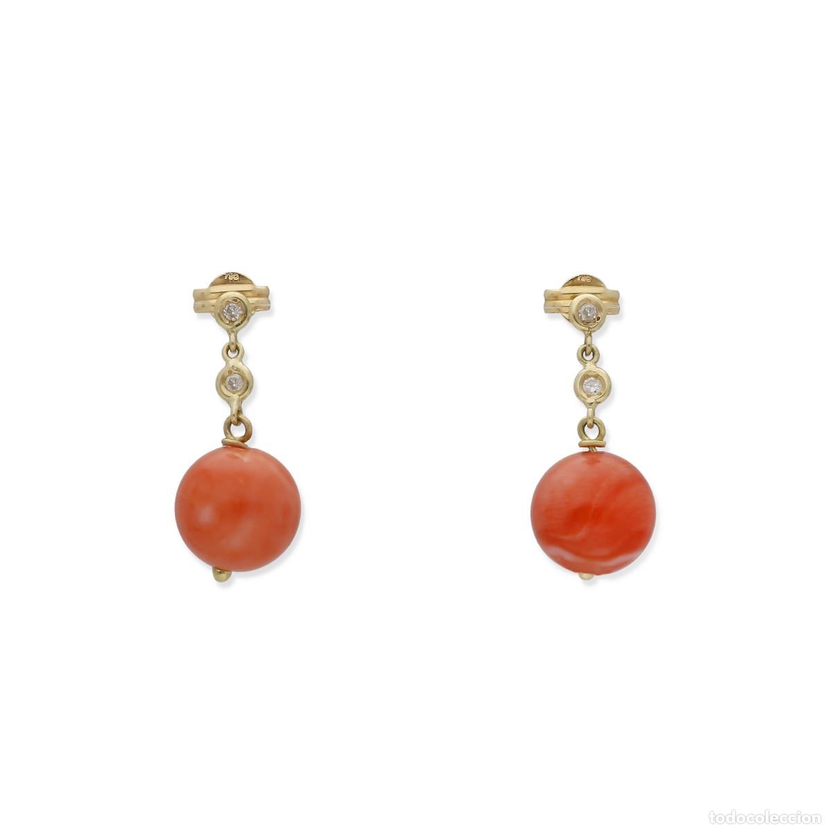 Joyeria: Pendientes, oro amarillo 18k, diamante natural y coral de Jap&oacute;n