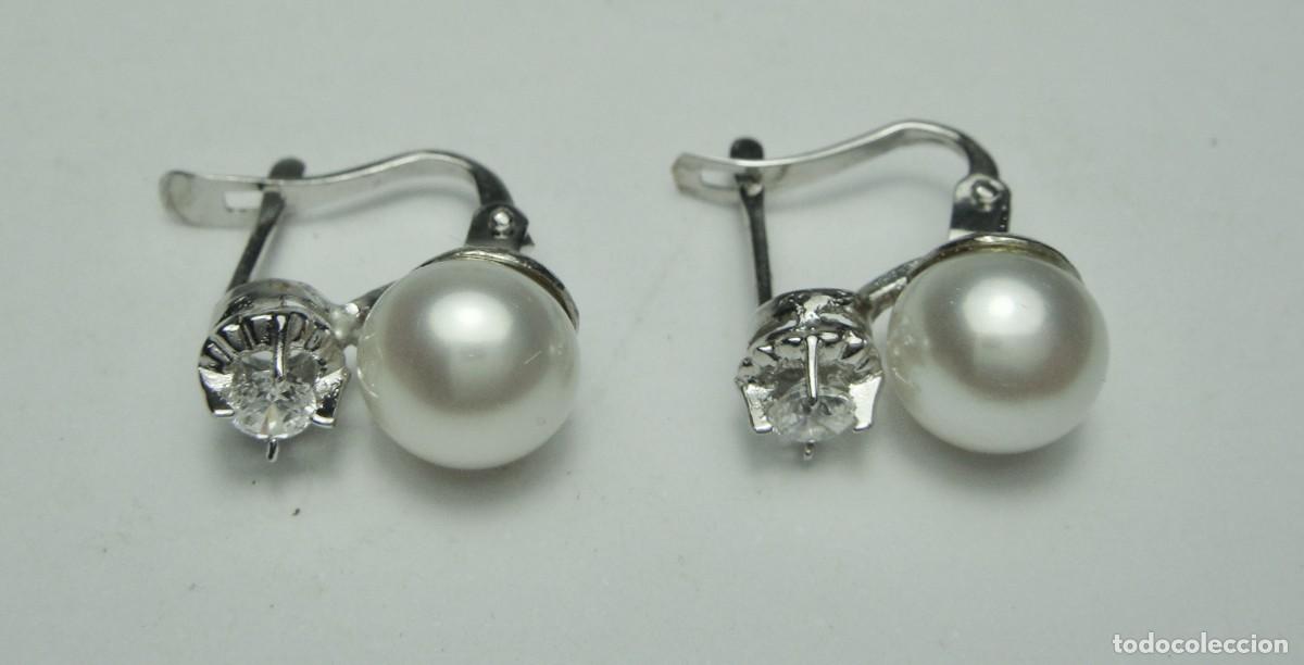 Joyeria: Pendientes de Oro Blanco 18 K &middot; Perlas Cultivadas y Circonitas
