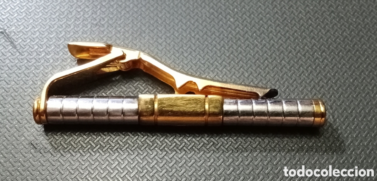 Joyeria: Pisacorbata de la firma dupont