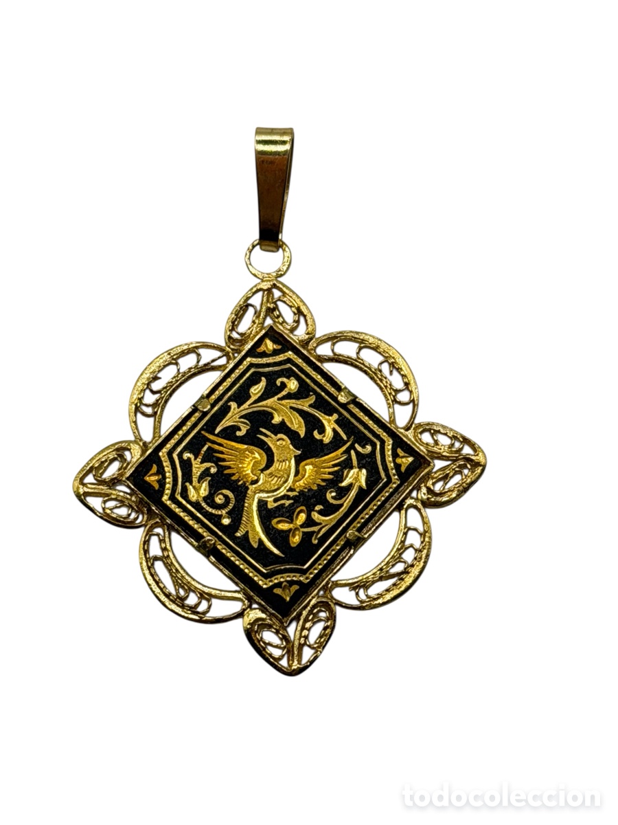 Joyeria: Colgante Damasquinado Artesanal en Oro