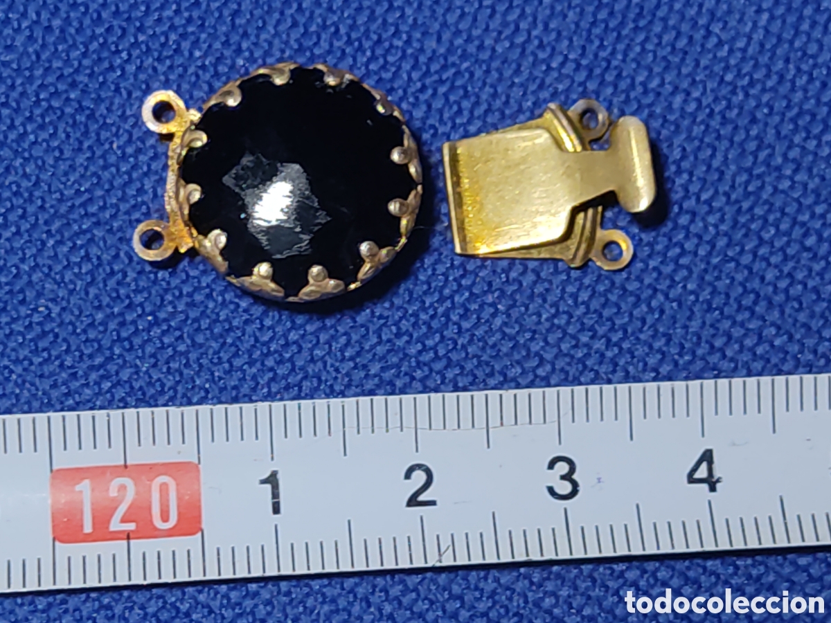 Joyeria: Antiguo broche o cierre de collar dorado con cristal negro facetado,2 hilos.