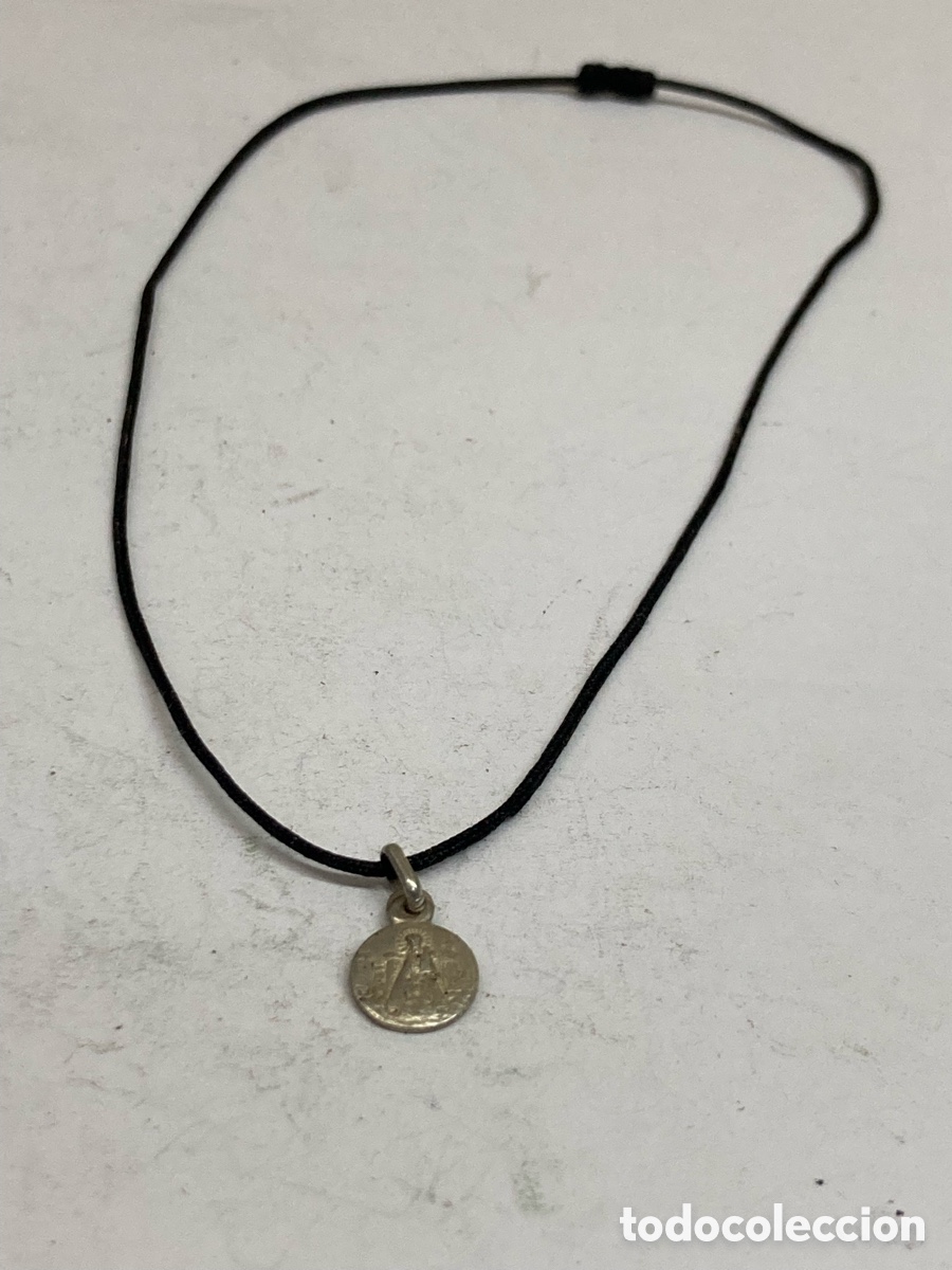 Joyeria: Collar con medalla de plata religiosa - Foto 1