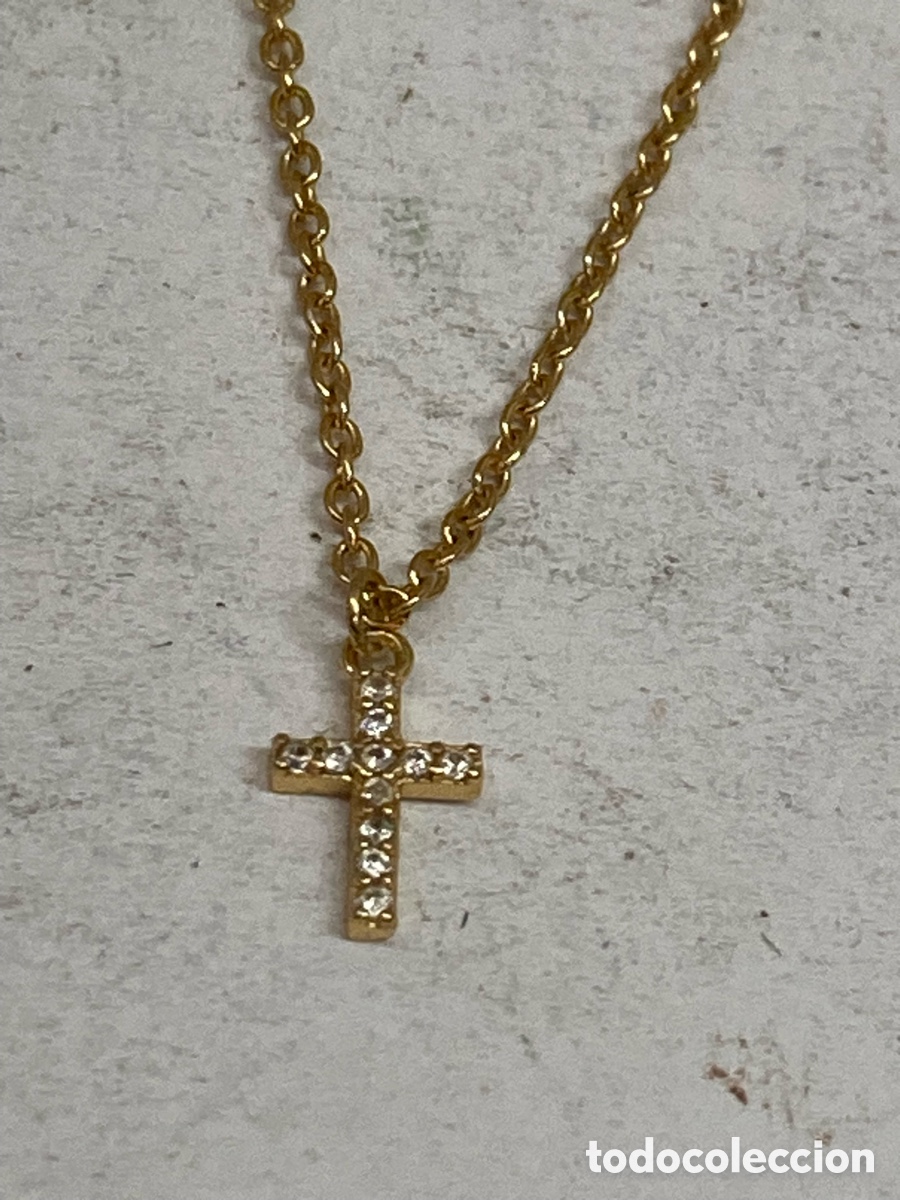 Joyeria: Gargantilla de plata con cruz dorado