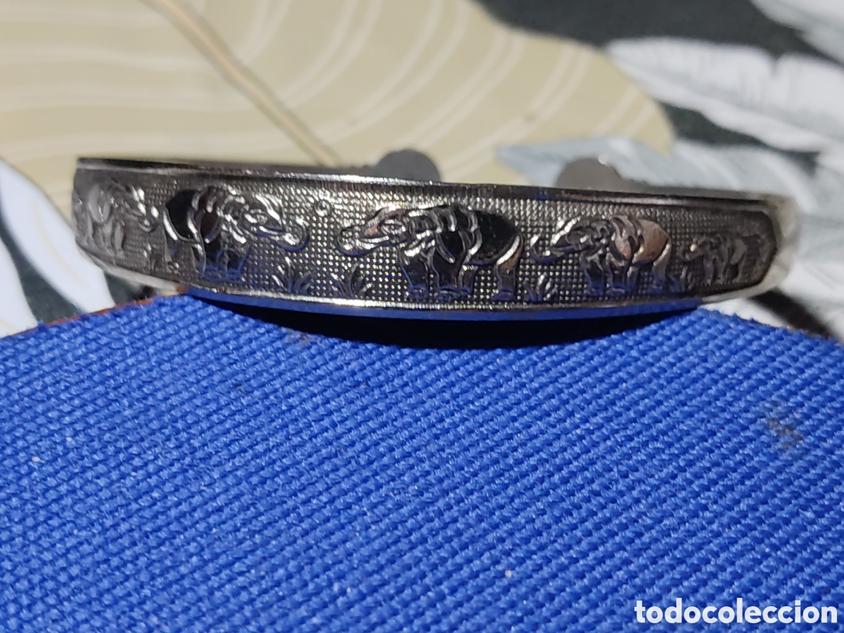 Joyeria: Pulsera repujada con elefantes.Vintage. - Foto 2