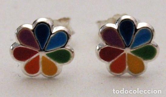 Joyeria: PENDIENTES DE PLATA DE LEY CONTRASTADA Y ESMALTES. COLORES ARCO IRIS. 6 MM DIAMETRO APROX. VER FOTOS