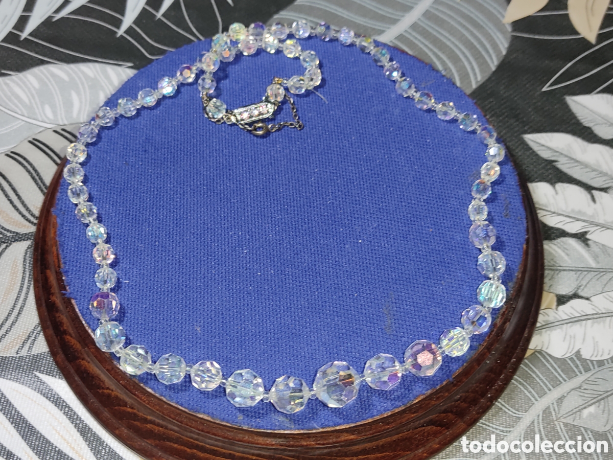 Joyeria: Collar de cristal facetado de destellos,cierre con cadena de seguridad.Vintage.