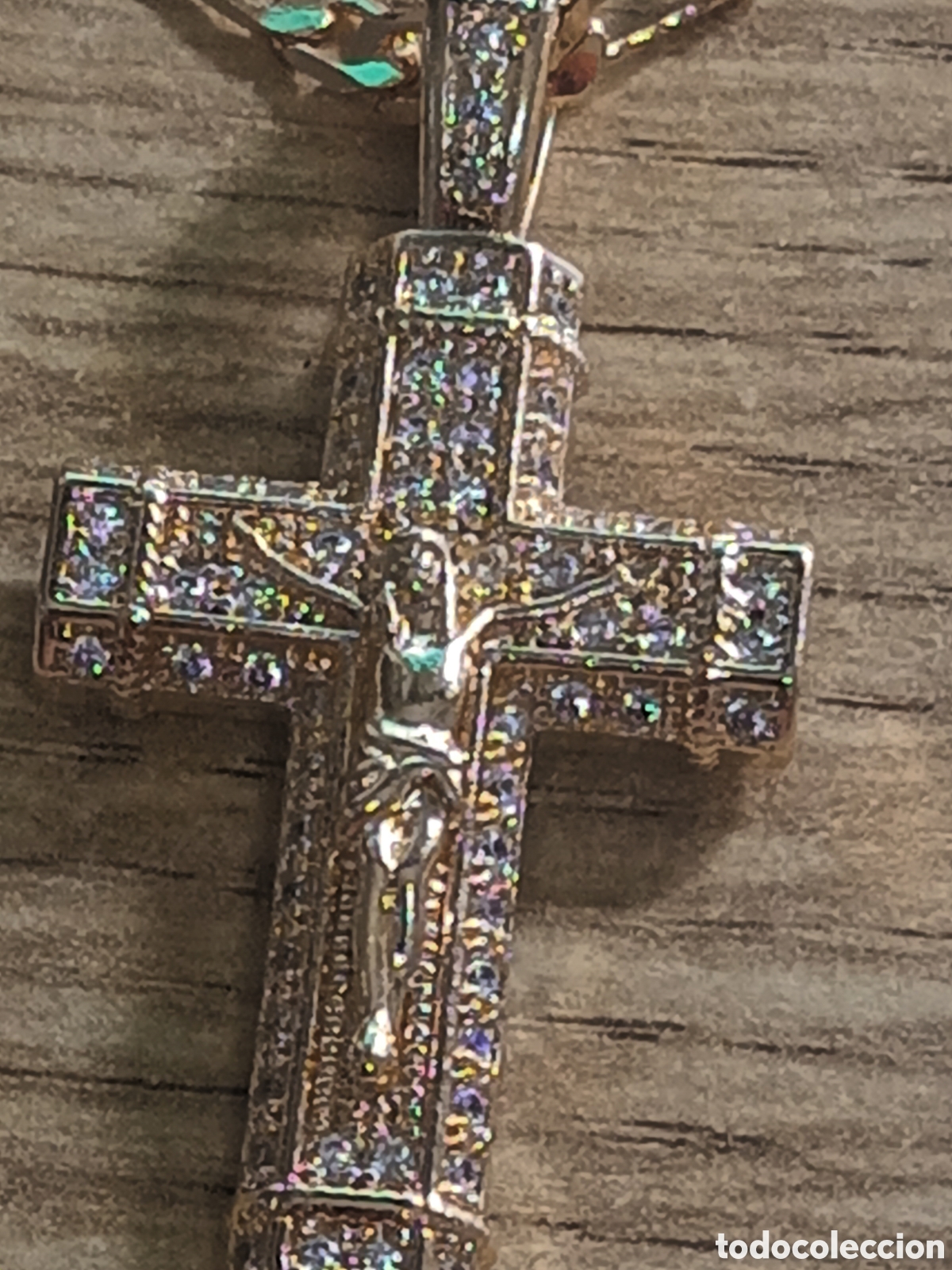 Joyeria: PRECIOSO CRUCIFIJO CON CADENA EN ACERO INOXIDABLE
