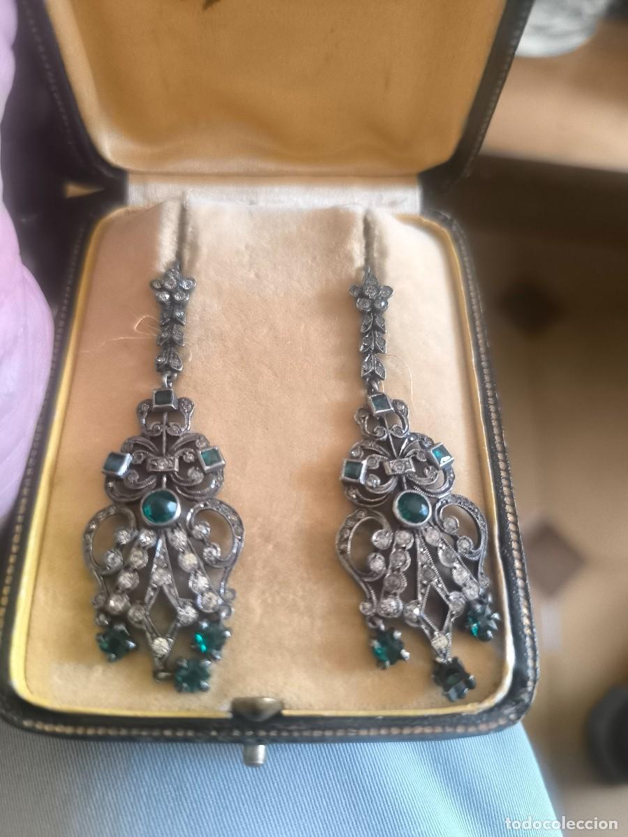 Joyeria: Pendientes antiguos Pendientes catalanes del final del siglo XVIII. Diamantes, emeraldas, oro amaril