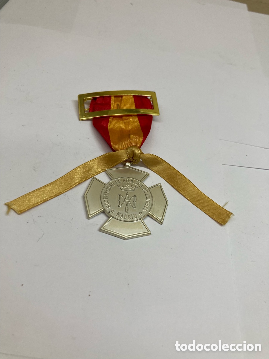 Joyeria: Broche medalla conmemorativa