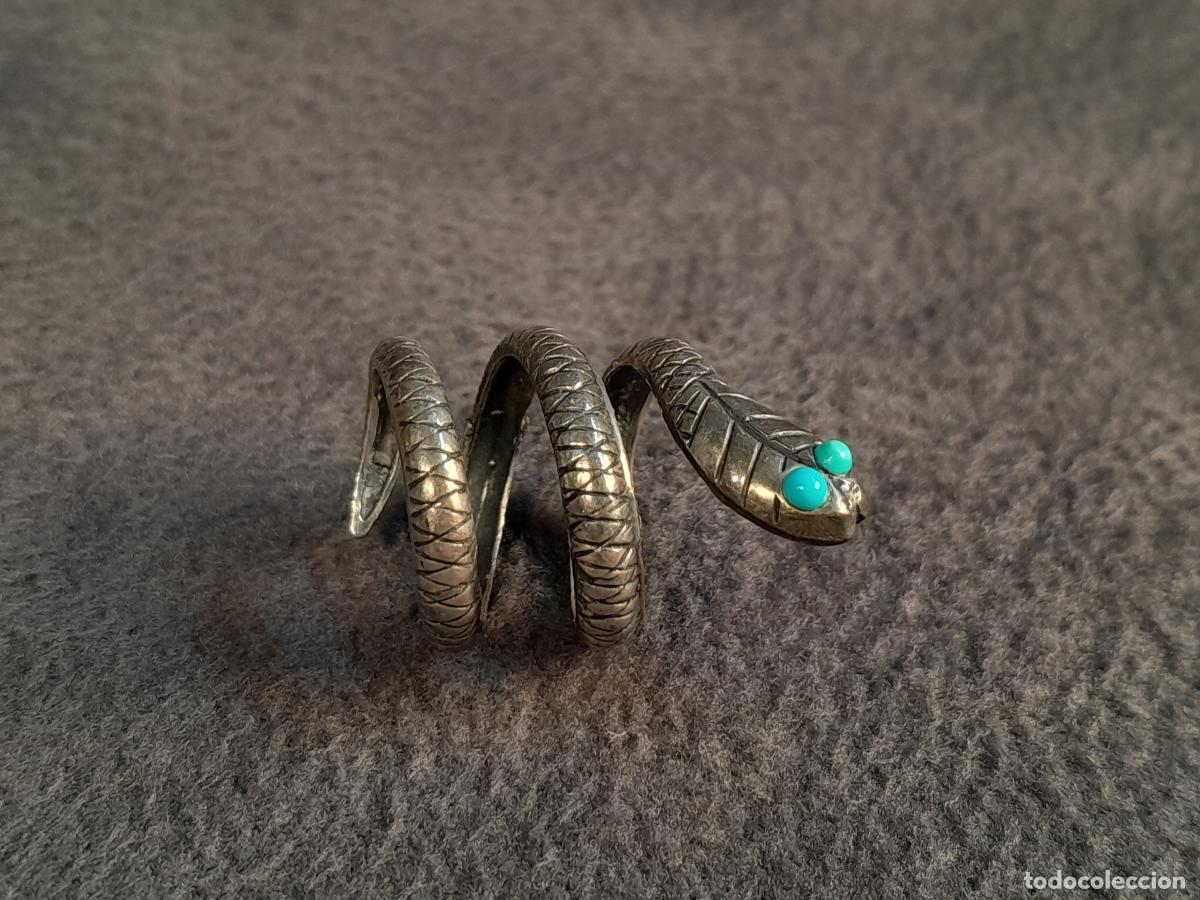 Joyeria: J-4497. ANILLO SERPIENTE EN PLATA. SIGLO XX