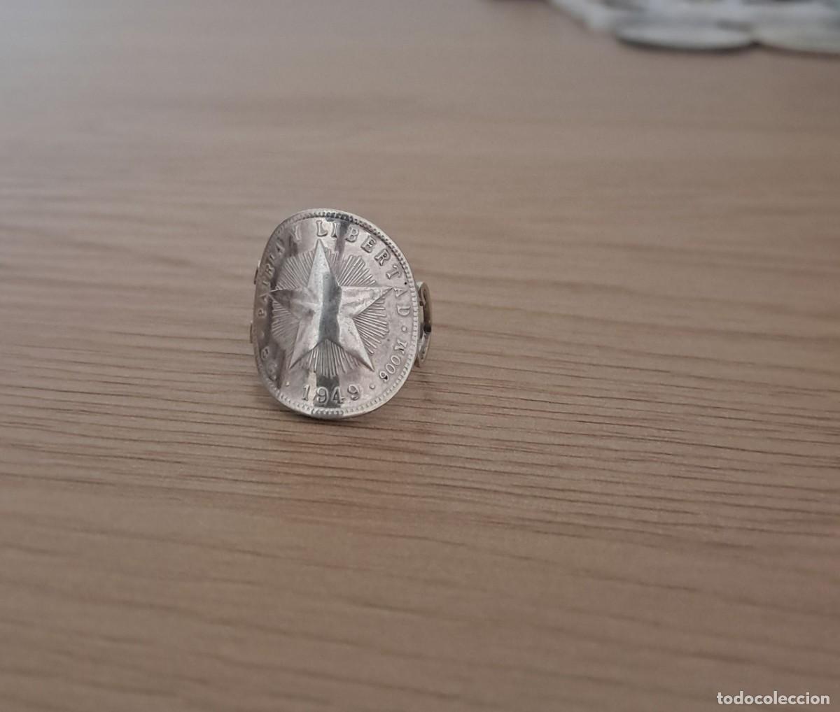 Joyeria: Sortija artesanal de plata realizada con moneda cubana de 20 centavos de 1949.