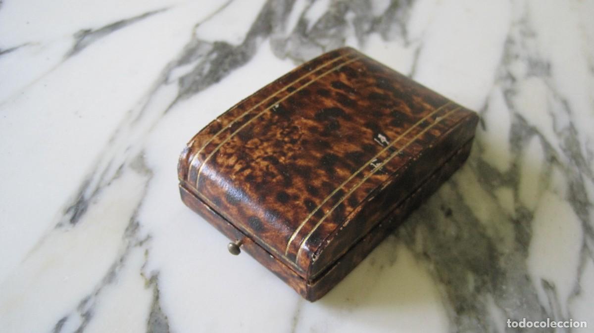 Joyeria: CAJA PARA JOYAS FORRADA EN PIEL - JOYER&Iacute;A PALAIS ROYAL - M&Eacute;XICO - A&Ntilde;OS 40