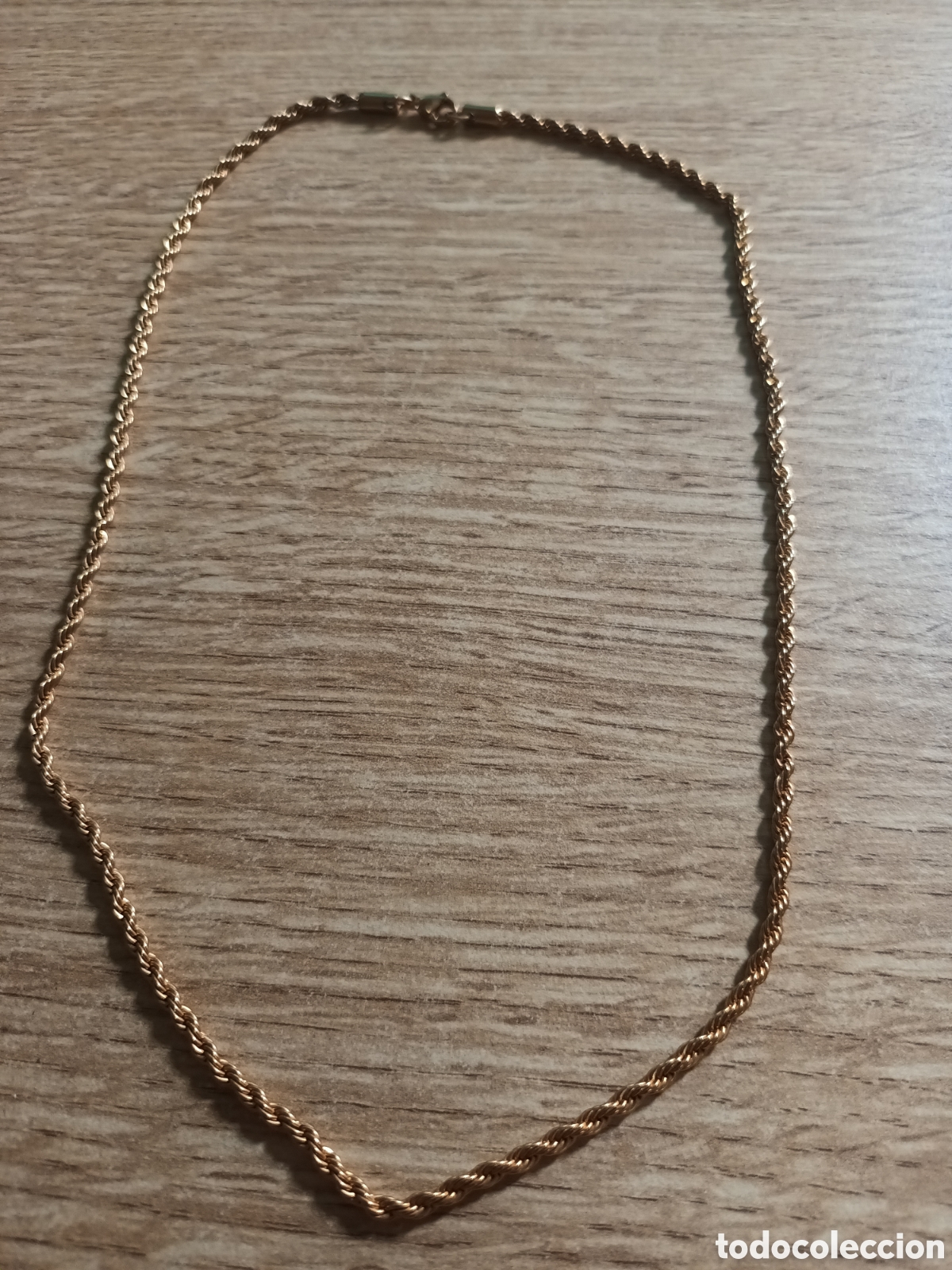 Joyeria: CADENA TIPO CORD&Oacute;N COLOR ORO EN ACERO INOXIDABLE
