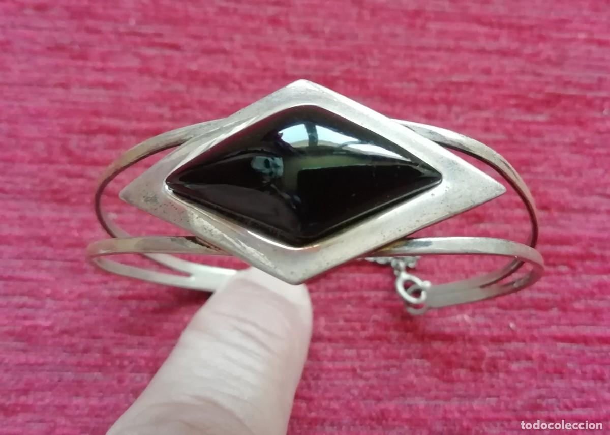 Joyeria: Pulsera de plata de ley con azabache