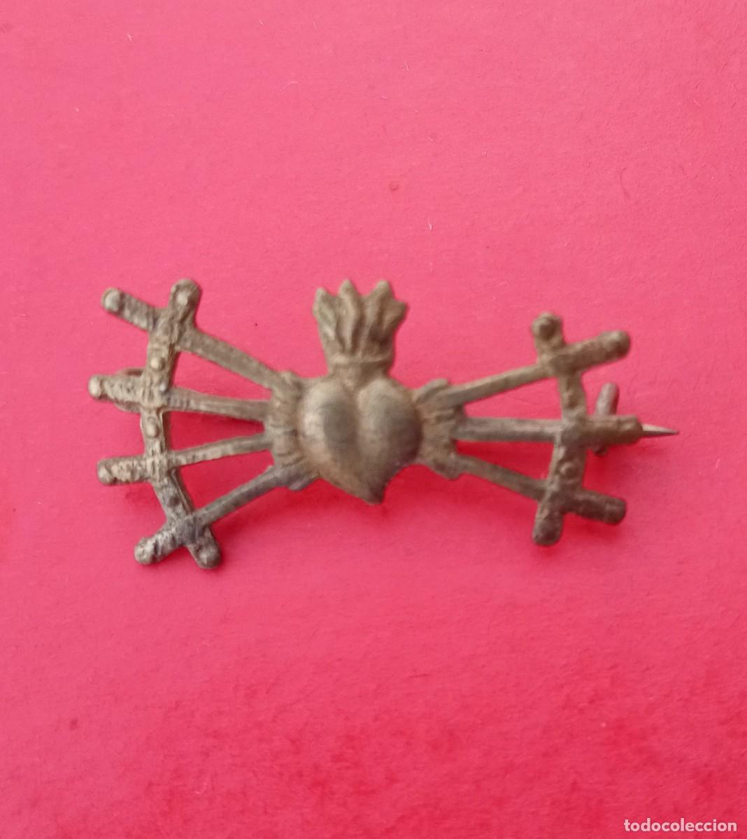Joyeria: Alfiler Broche Antiguo Coraz&oacute;n Doloroso de Maria. 7 Pu&ntilde;ales.
