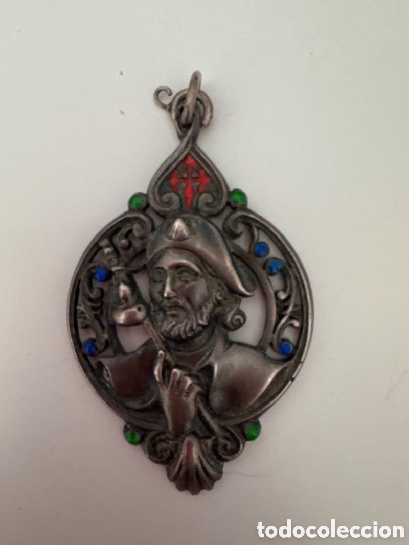 Joyeria: Medalla de plata Santiago Ap&oacute;stol peregrino Colgante religioso antiguo