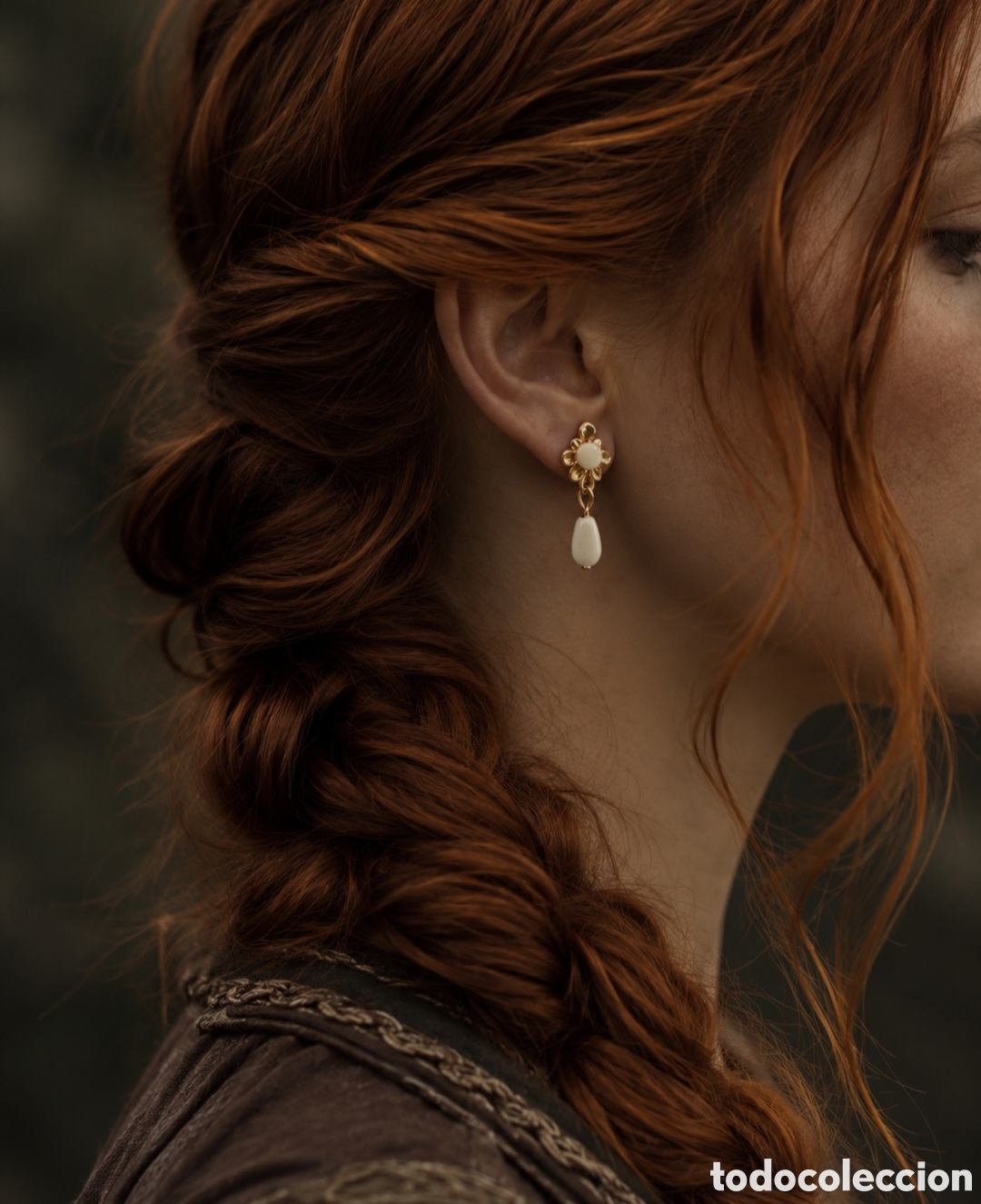 Joyeria: PENDIENTES VINTAGE CHAPADO EN ORO Y CORAL BLANCO