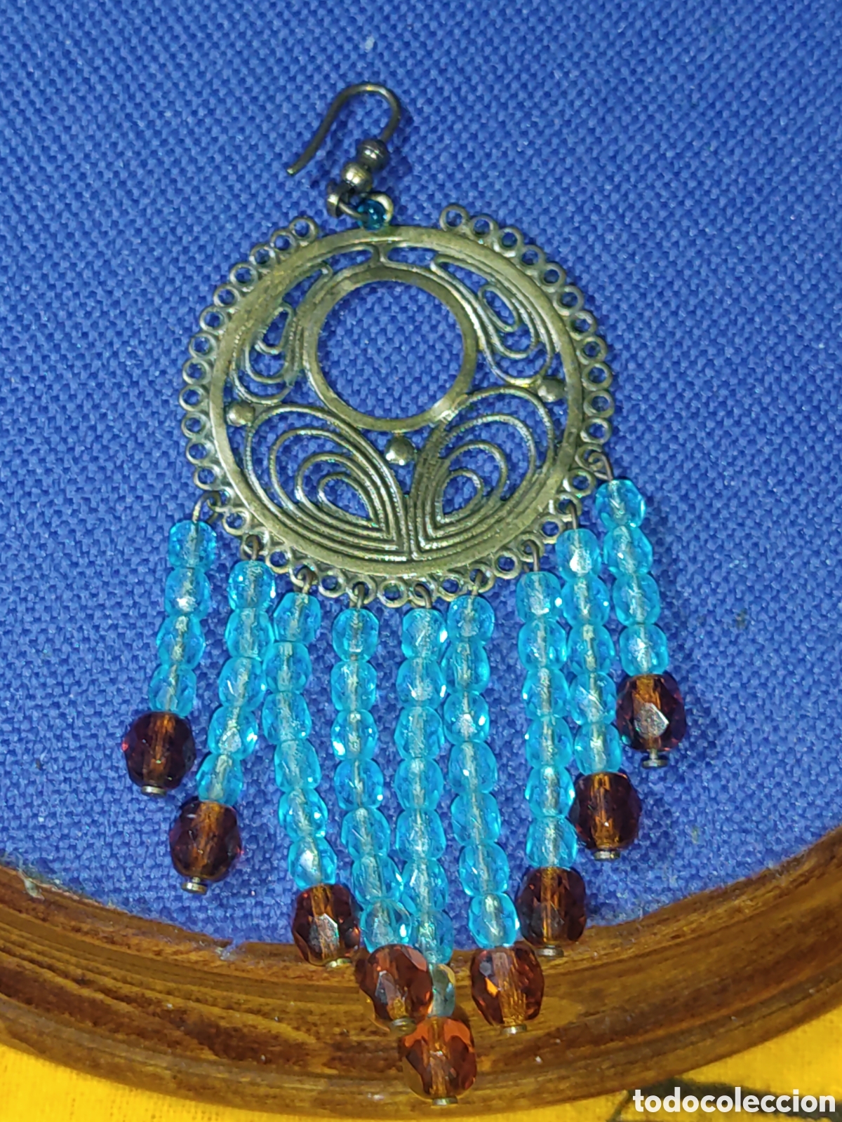 Joyeria: Pendientes largos artesanales de lat&oacute;n y cristal. - Foto 7