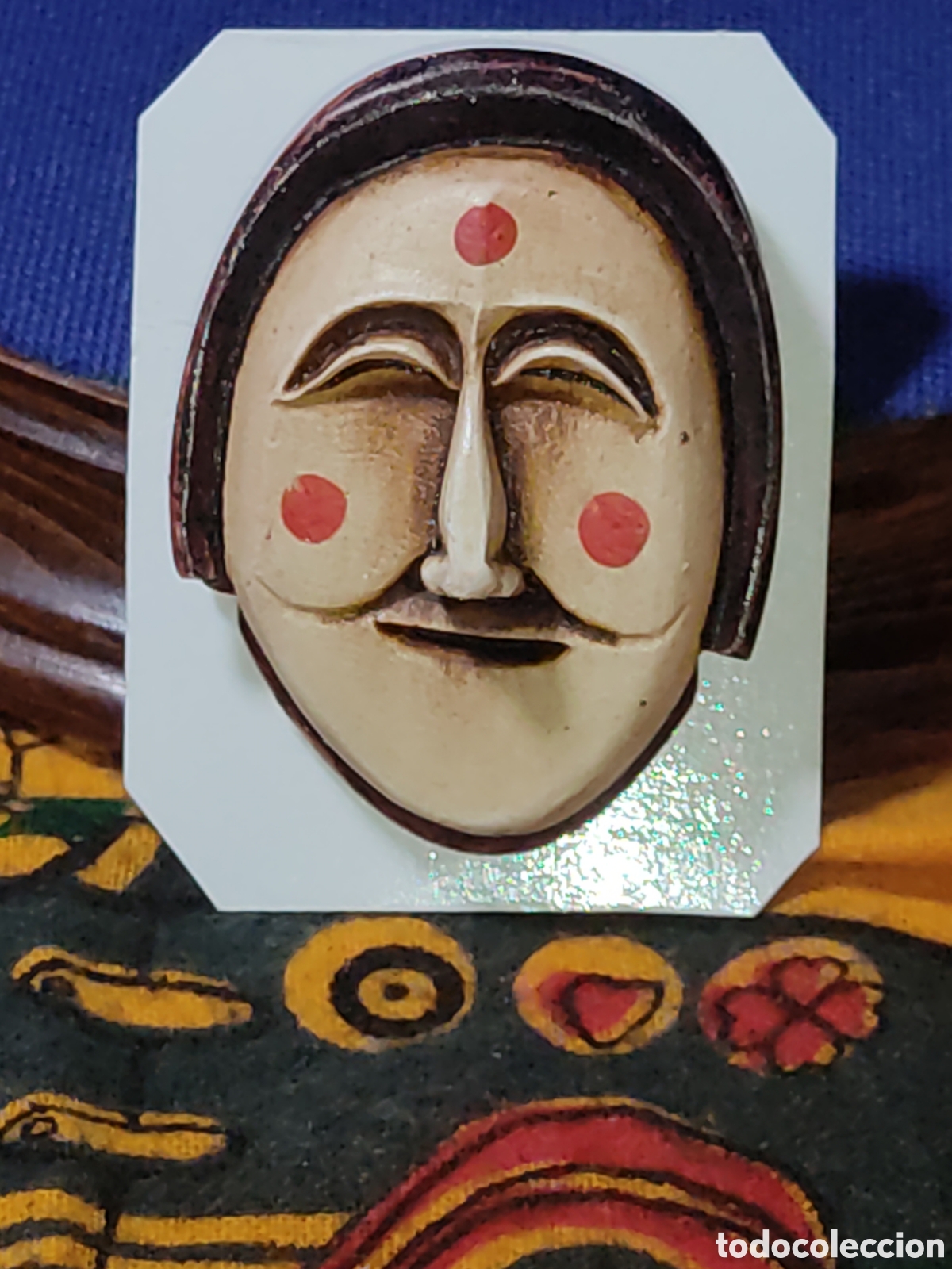 Joyeria: Antiguo broche mascara tradicional Coreana tallada en hueso