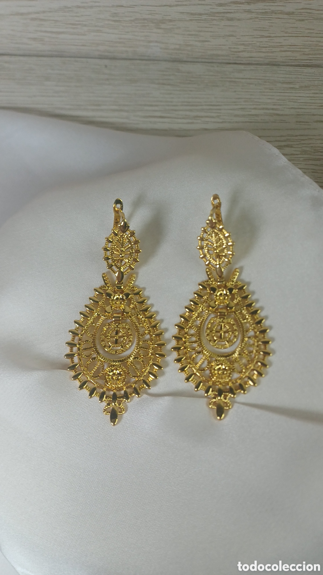 Joyeria: PENDIENTES VINTAGE CHAPADO EN ORO REGIONALES HUERTANA