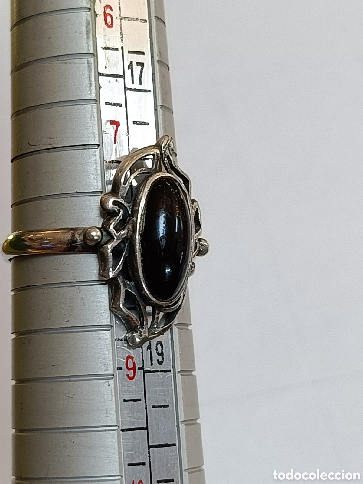 Joyeria: ANTIGUO ANILLO ELABORADO EN PLATA Y AZABACHE - Foto 2