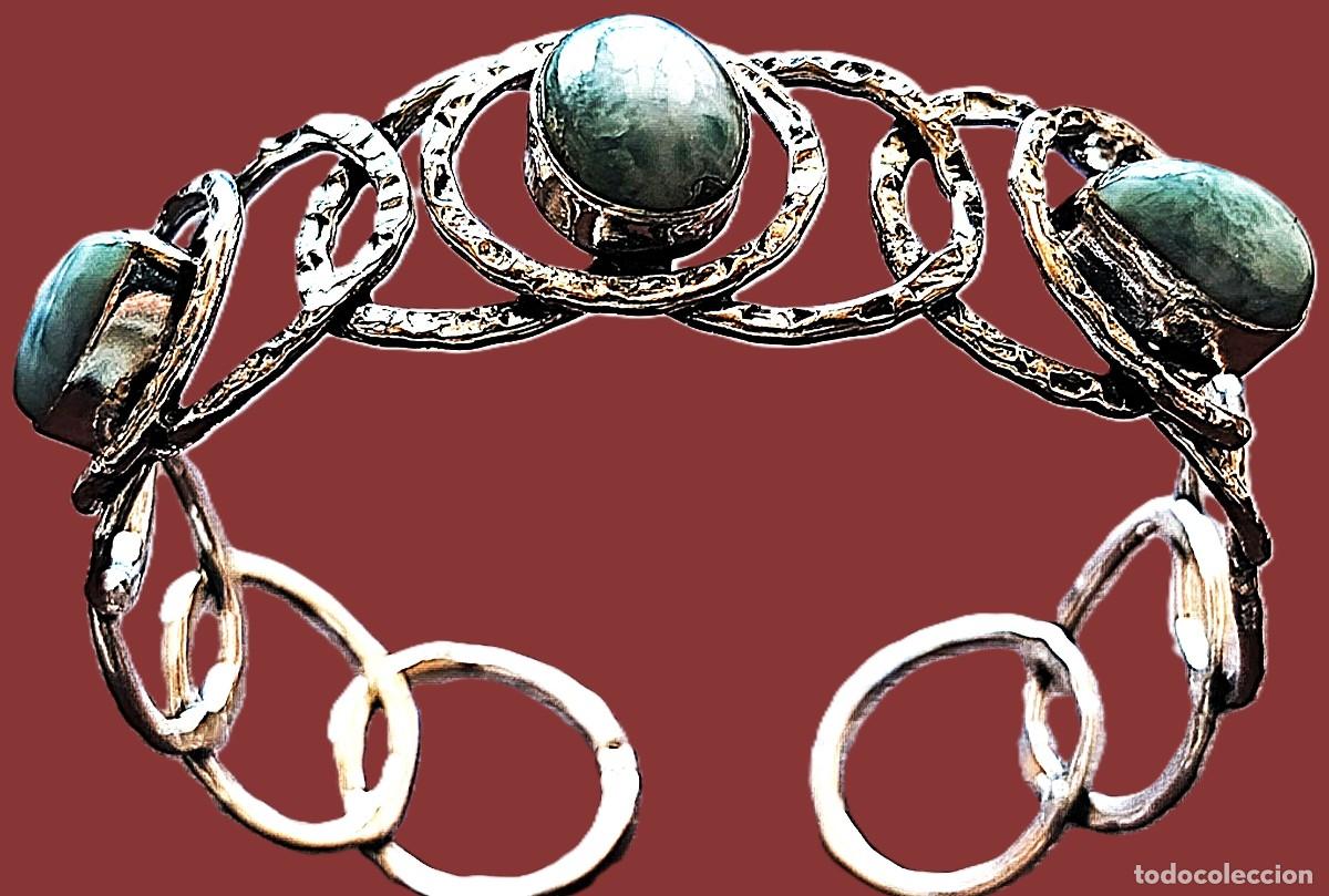 Joyeria: Pulsera Brazalete Plata con Larimar.