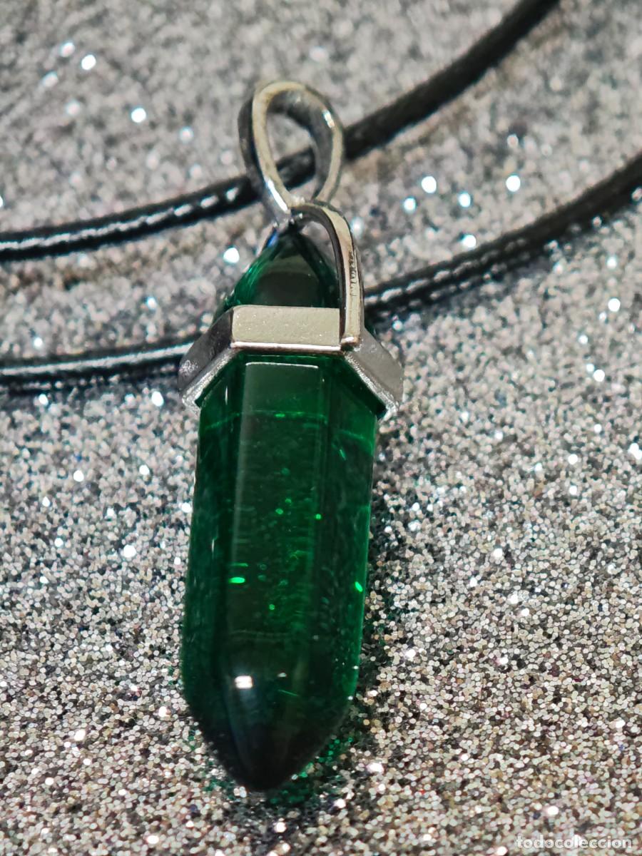 Joyeria: COLLAR Y COLGANTE PENDULO HEXAGONAL BISUTERIA