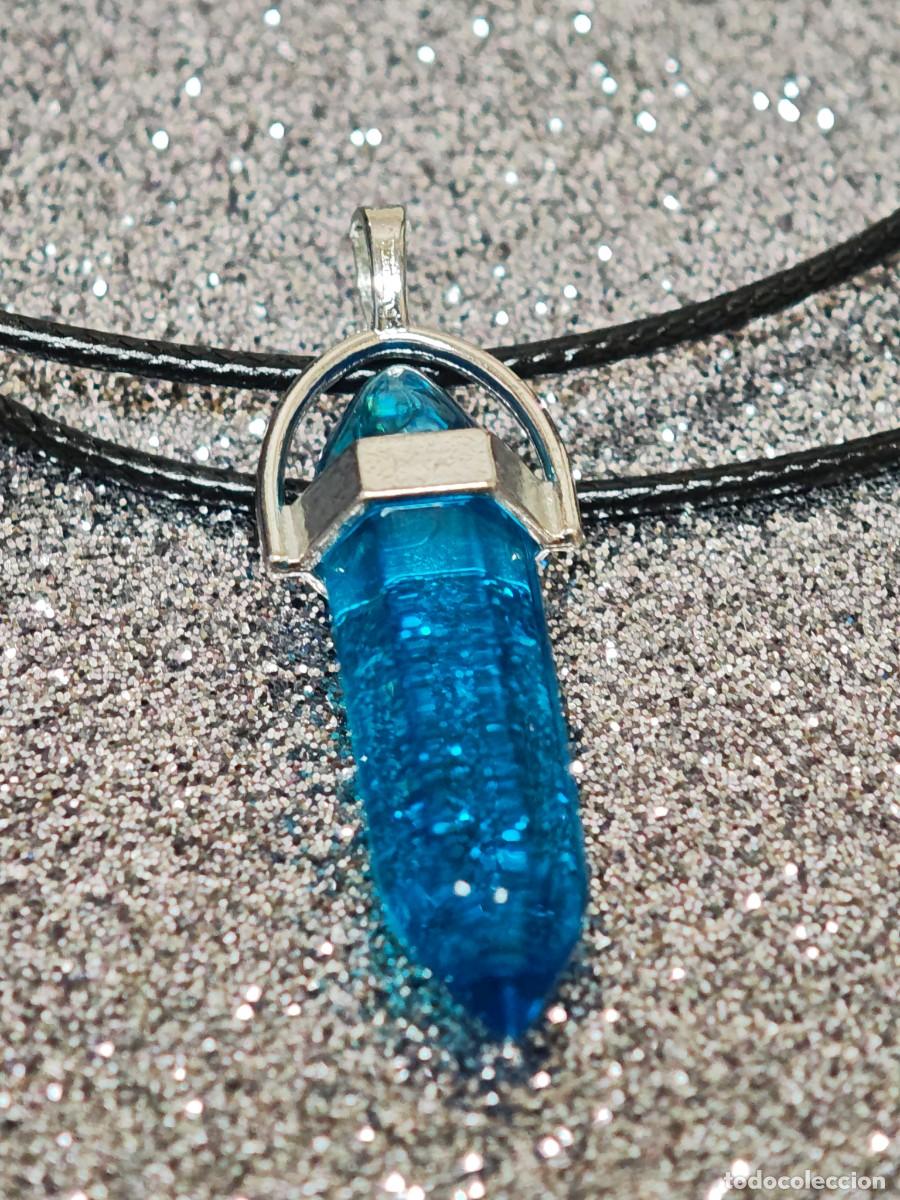 Joyeria: COLLAR Y COLGANTE PENDULO HEXAGONAL BISUTERIA