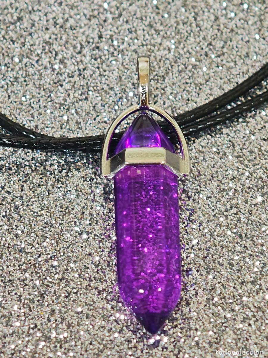 Joyeria: COLLAR Y COLGANTE PENDULO HEXAGONAL BISUTERIA