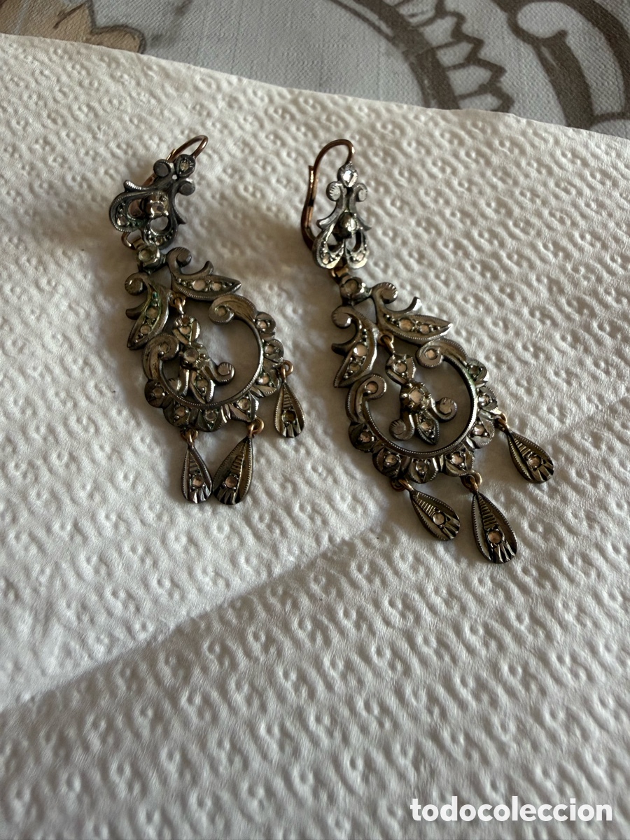 Joyeria: Preciosos pendientes largos plata y oro