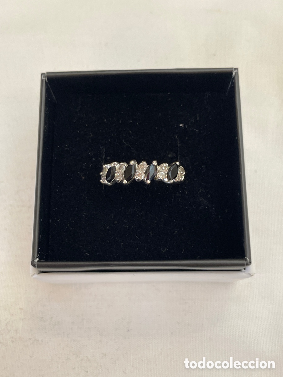 Joyeria: Anillo de plata, &oacute;nix y circonitas