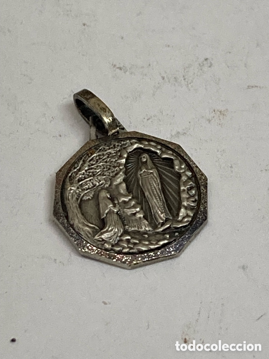 Joyeria: Medalla de plata religiosa C617