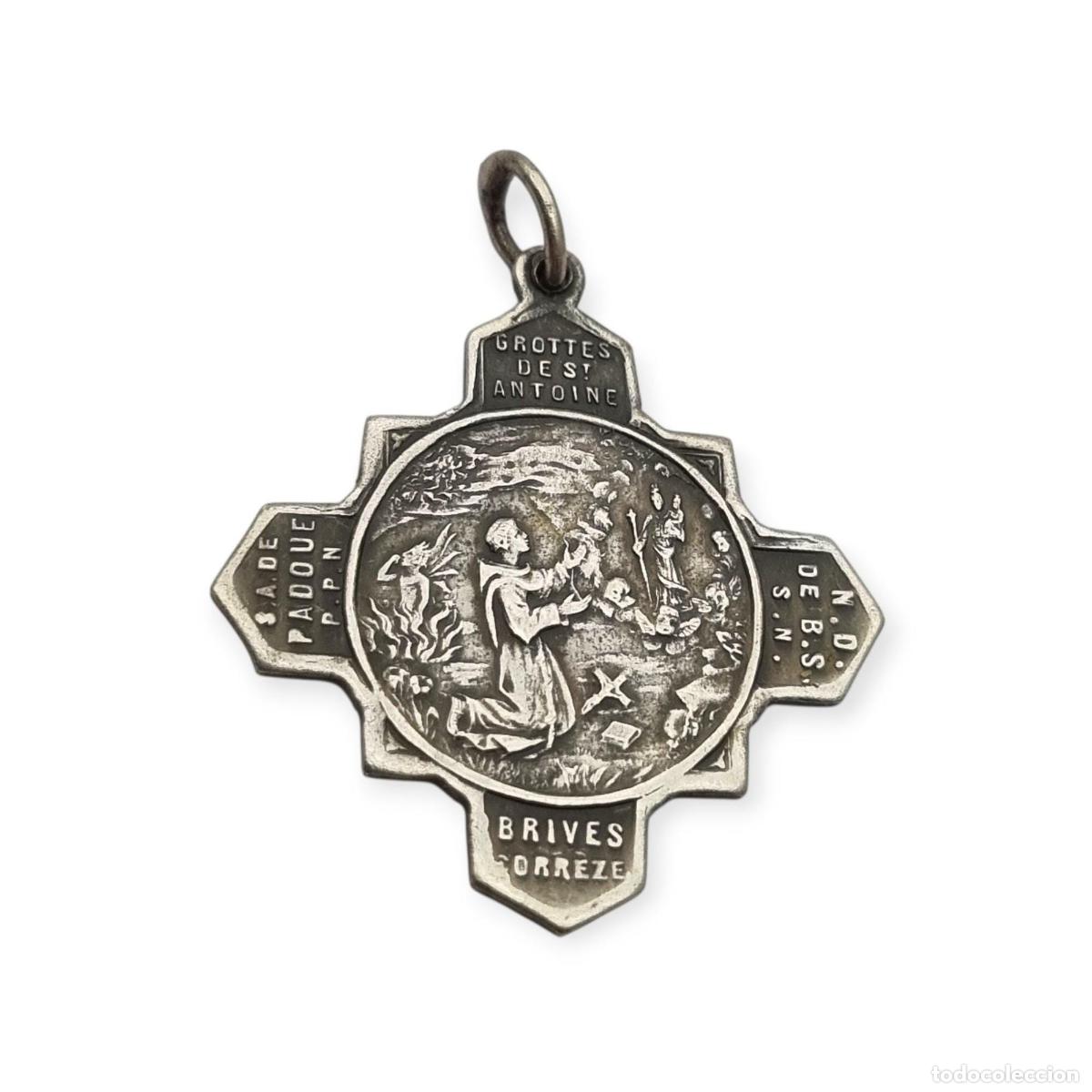 Joyeria: Medalla cruz San Antonio de Padua devocional cat&oacute;lica de metal plateado, circa 1970