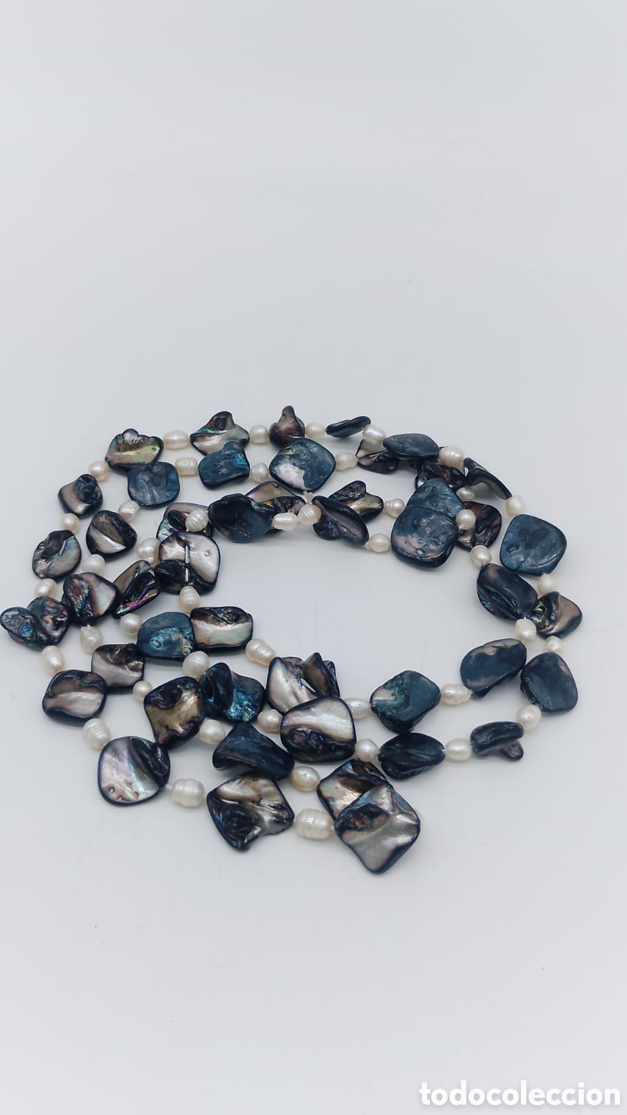Joyeria: Collar de perlas y madreperla
