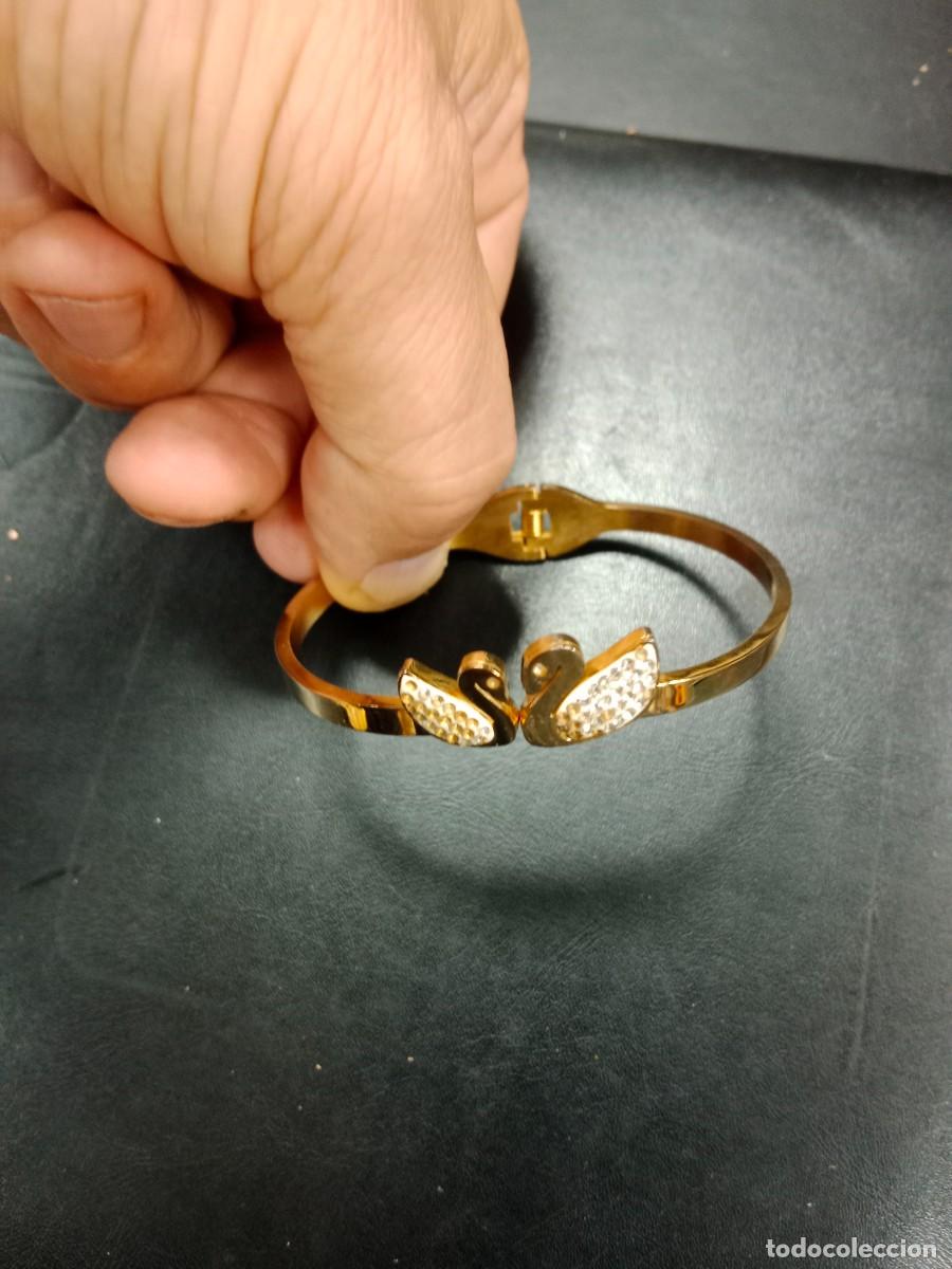 Joyeria: PRECIOSO Y RARO BRAZALETE PULSERA EMPLEADOS SWAROVSKI - ACERO DORADO Y CRISTALES - EDICION LIMITADA