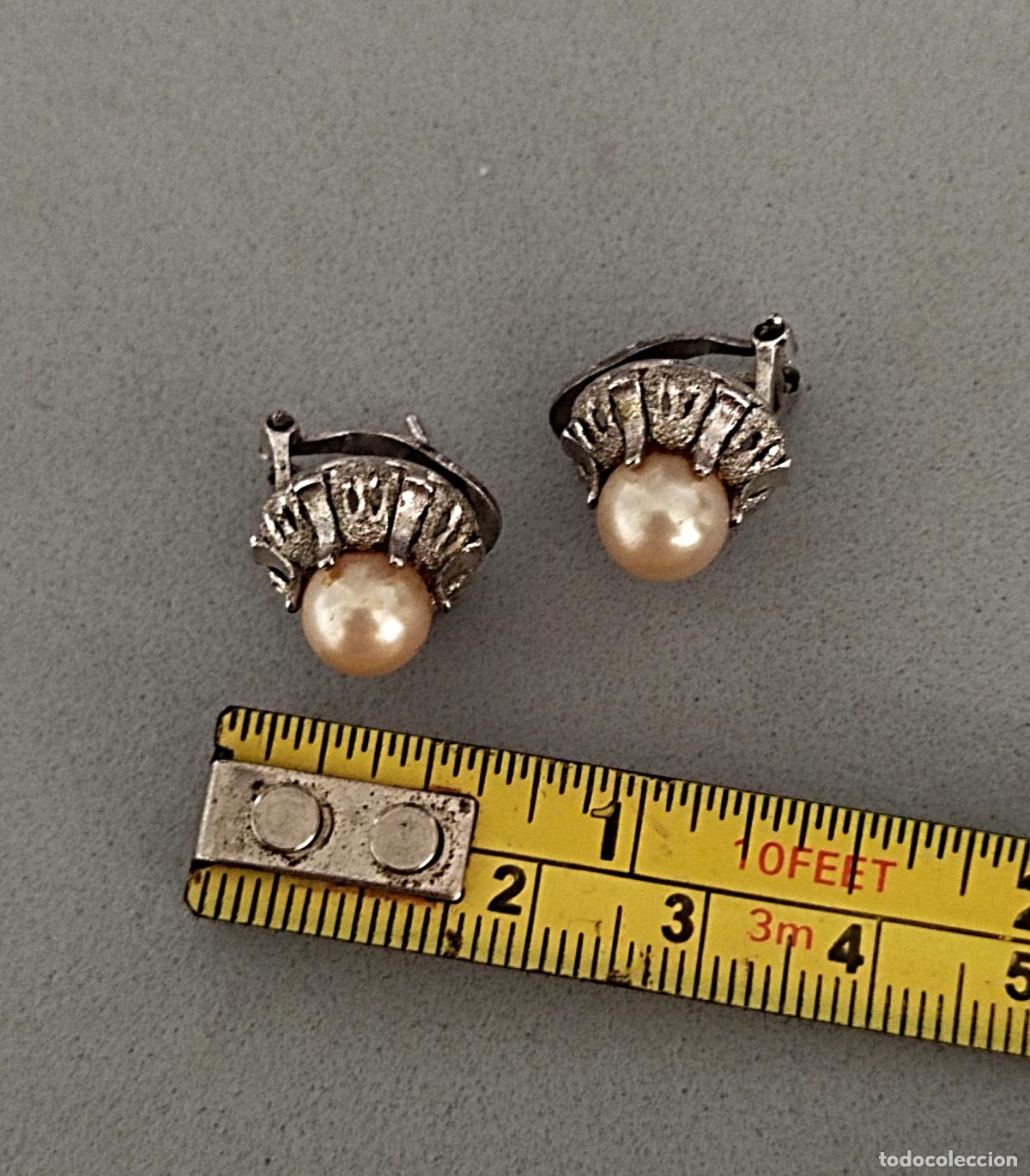 Joyeria: Antiguos pendientes de plata contrastada con perlas, cierre de omega. - Foto 4