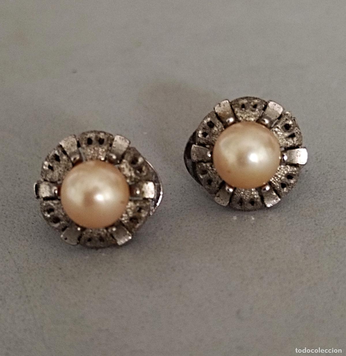 Joyeria: Antiguos pendientes de plata contrastada con perlas, cierre de omega. - Foto 5
