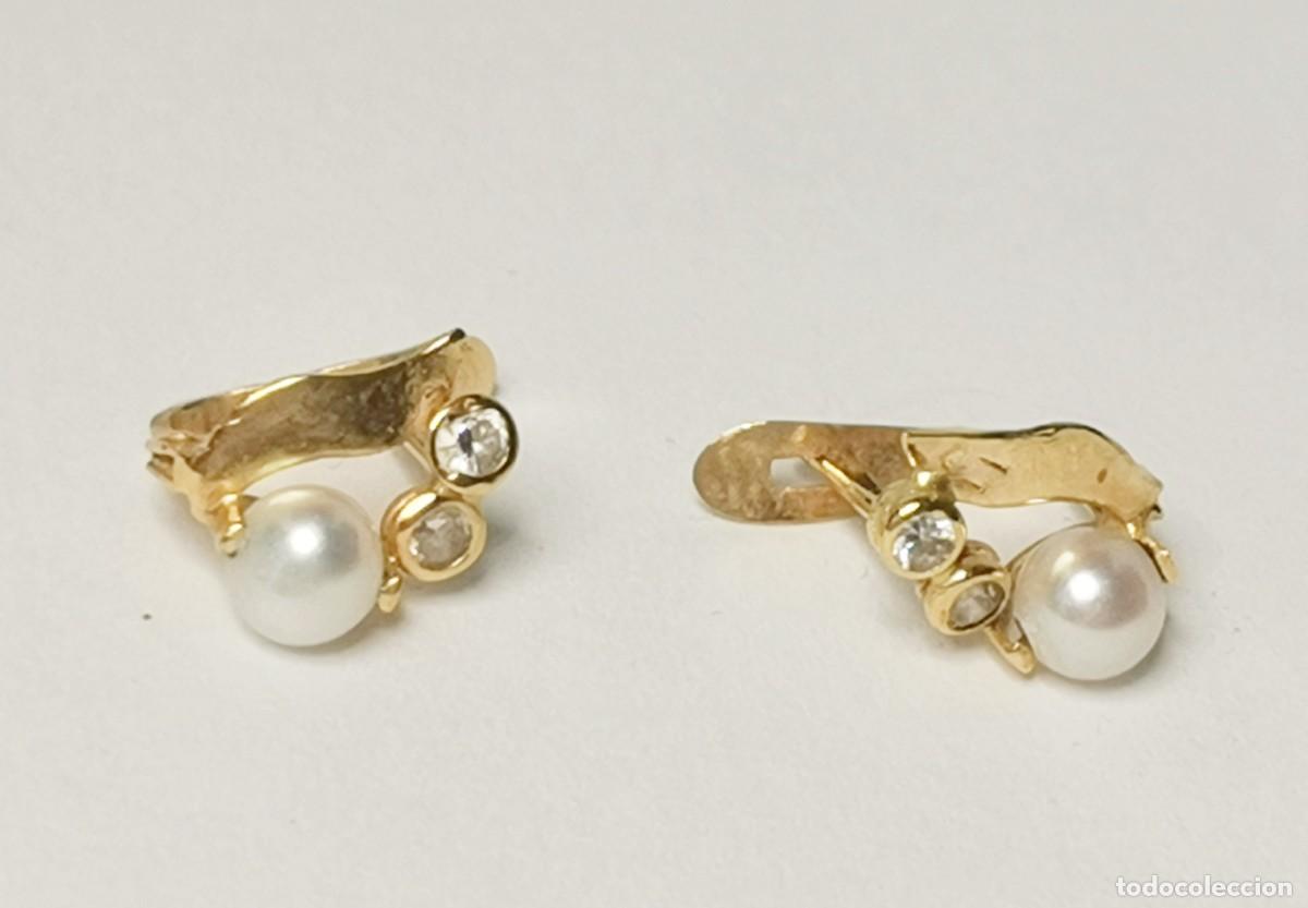Joyeria: Pendientes de Oro con Perlas y Circonitas - Cierre Catal&aacute;n