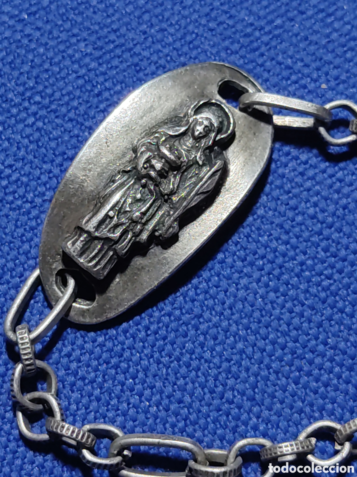 Joyeria: Antigua pulsera religiosa de la virgen.