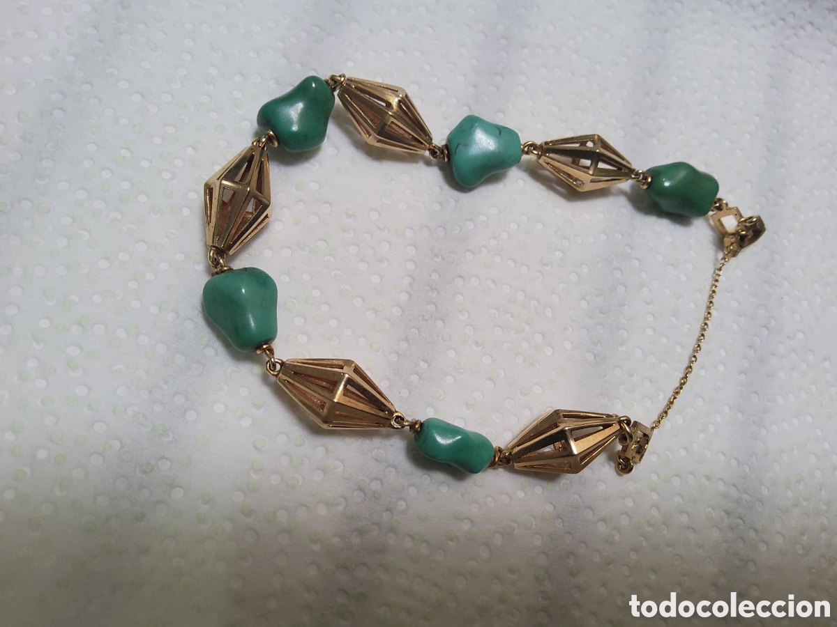 Joyeria: Pulsera de oro de14 kilatesvintagte con piedras de jade