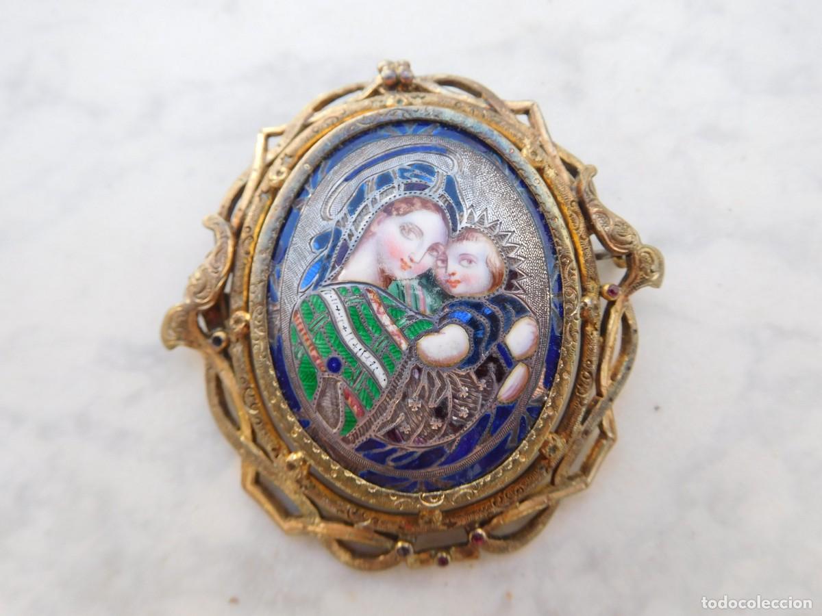 Joyeria: Broche antiguo con esmalte de virgen con ni&ntilde;o - Foto 1